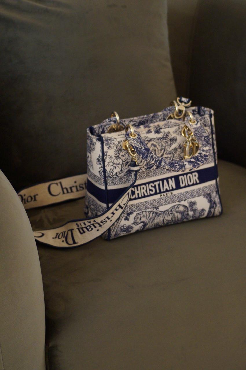 Christian Dior thumbnail 4