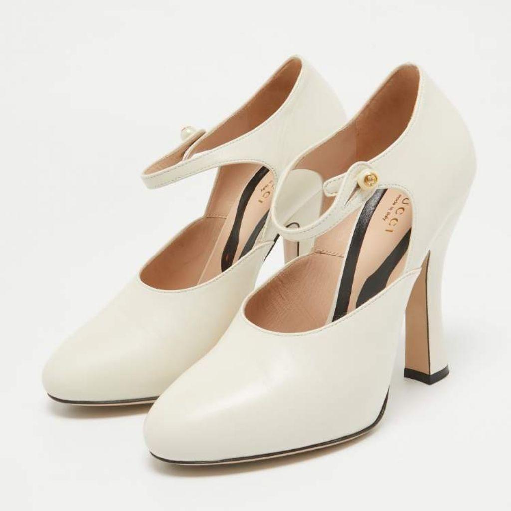 Gucci Cream Leather Mary Jane Pumps