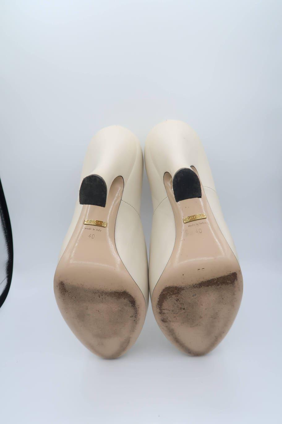 Gucci Cream Leather Mary Jane Pumps thumbnail 4