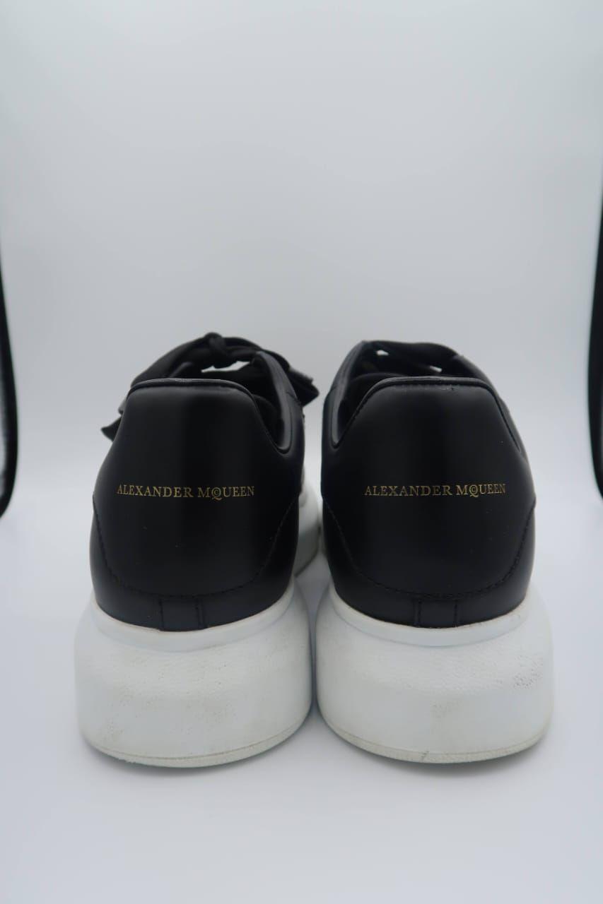 Alexander McQueen Oversized Women's Black & White sneakers thumbnail 2