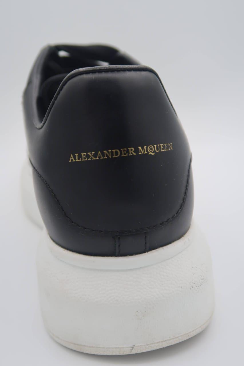 Alexander McQueen Oversized Women's Black & White sneakers thumbnail 3