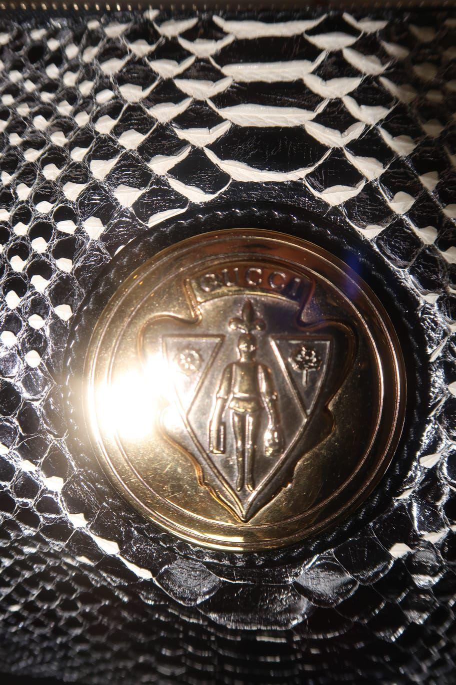 Gucci Silver/Black Python Large clutch bag thumbnail 3