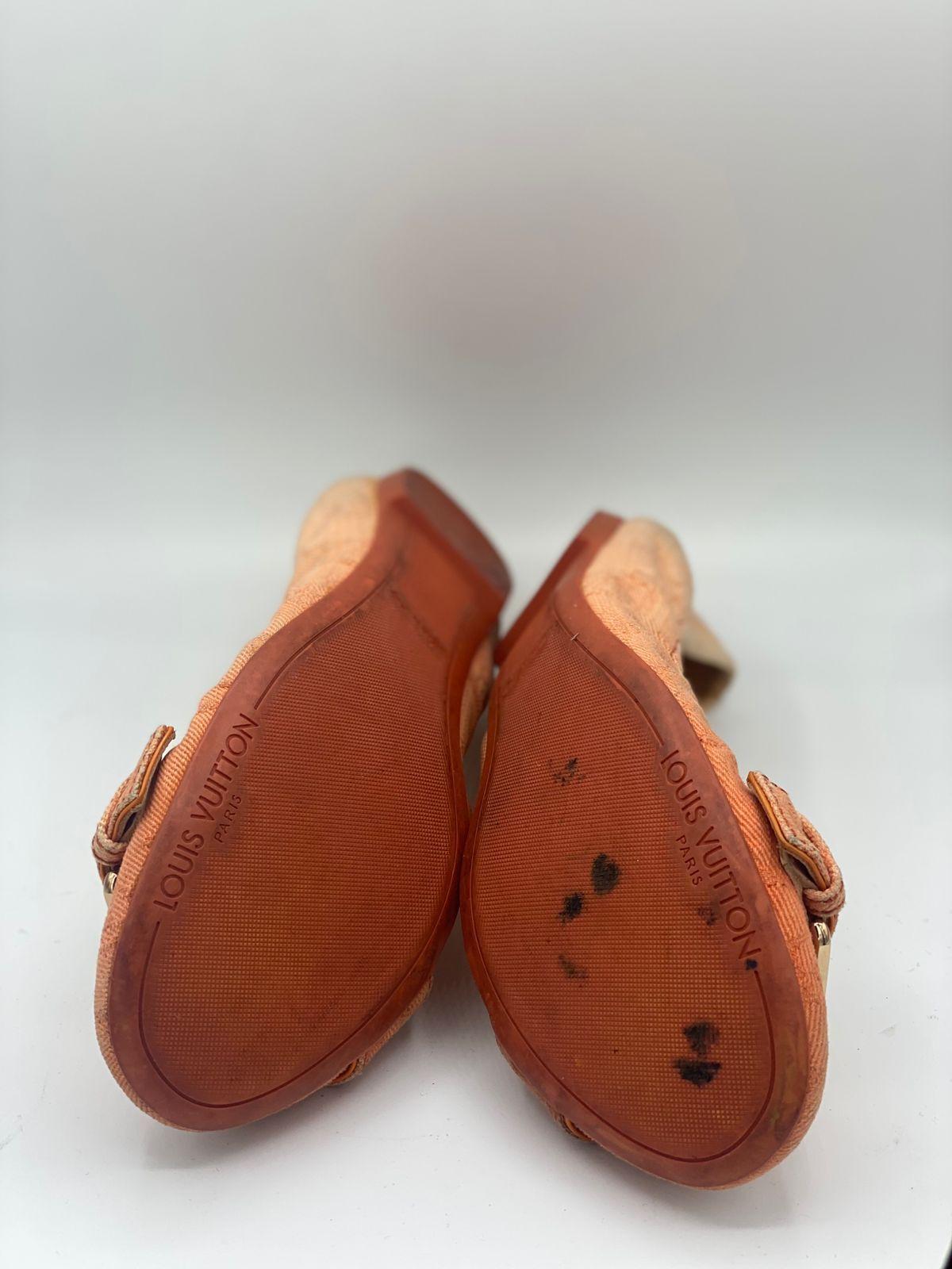 Louis Vuitton Two Tone Denim Buckle Scrunch Ballet Flats thumbnail 4