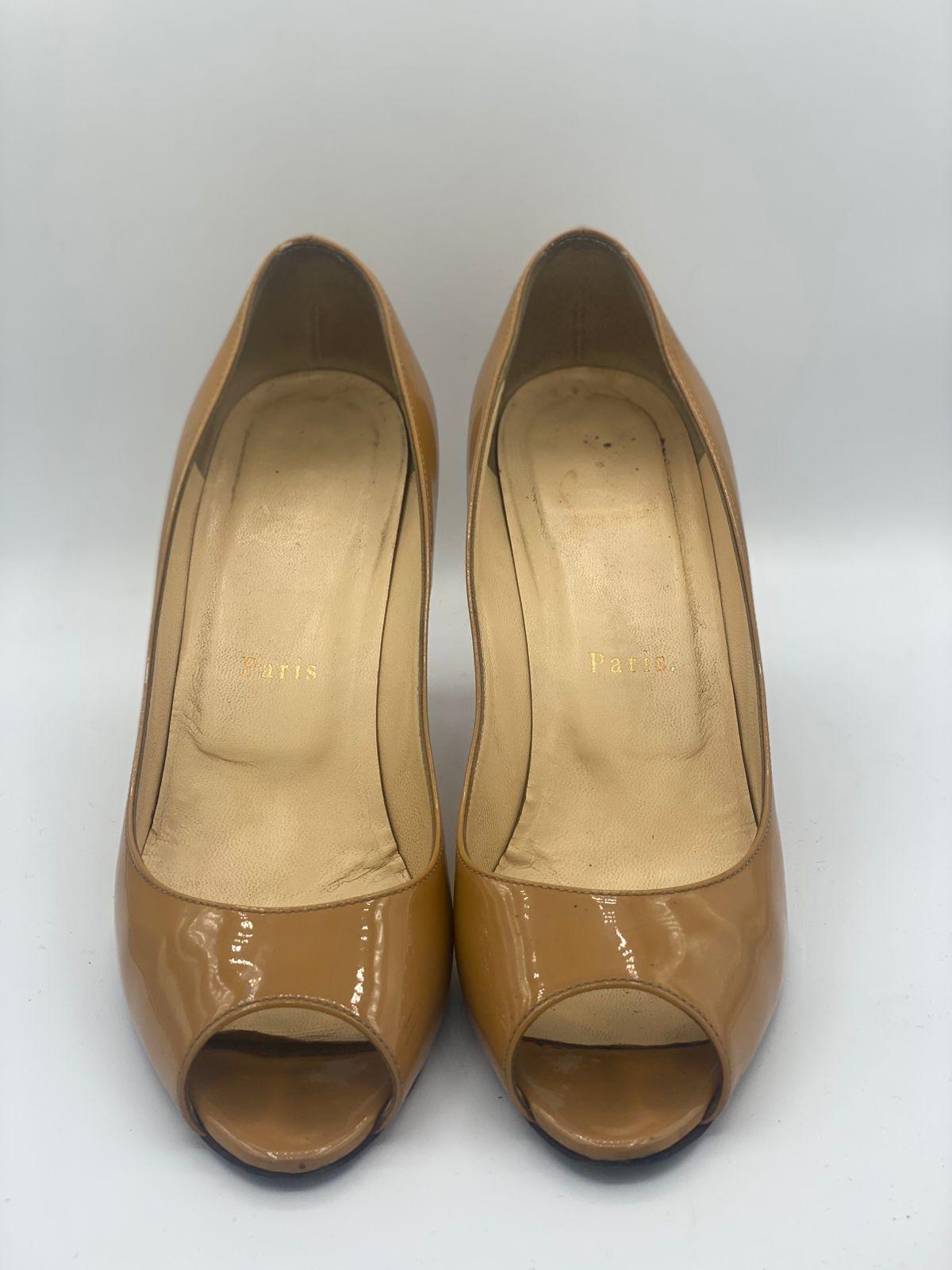 Christian Louboutin Beige Patent Leather Very Prive Pumps thumbnail 2