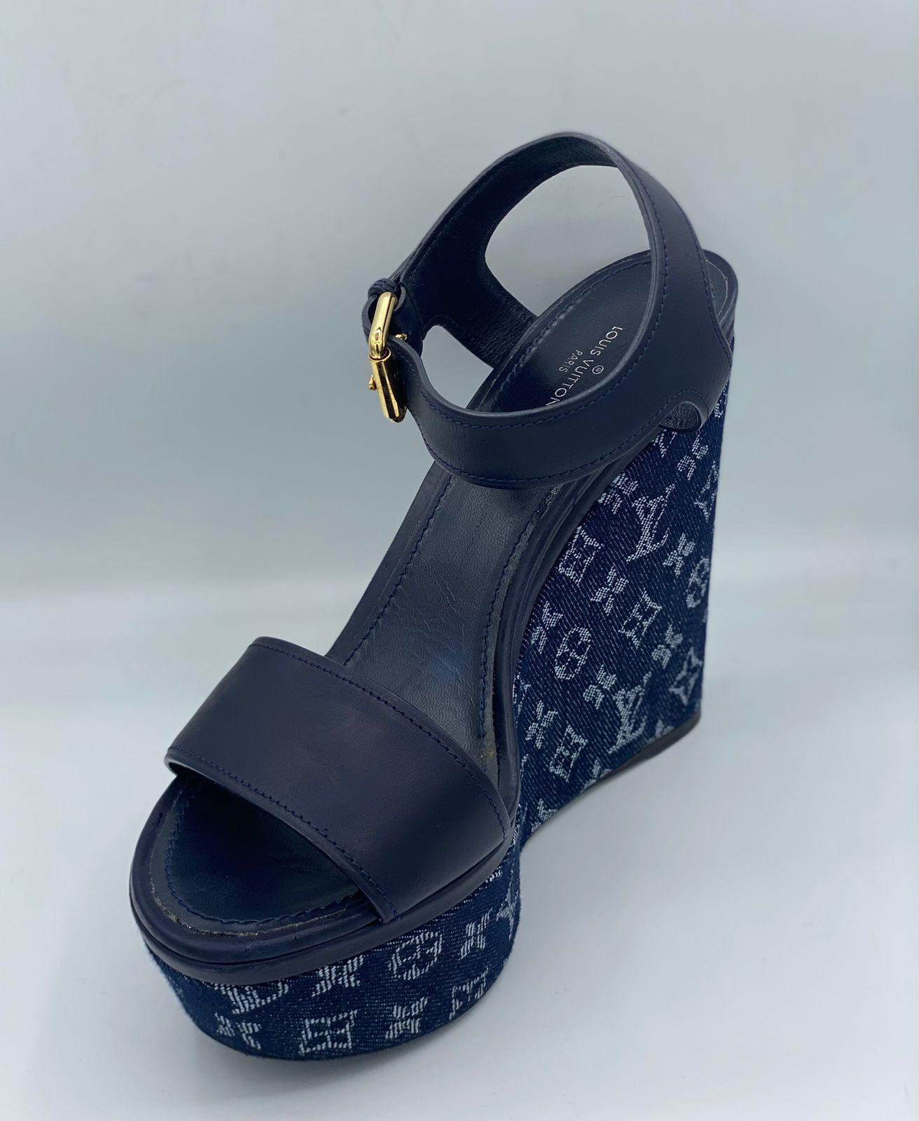 Louis Vuitton Navy Blue Leather and Monogram Denim Waterfall Sandals thumbnail 4