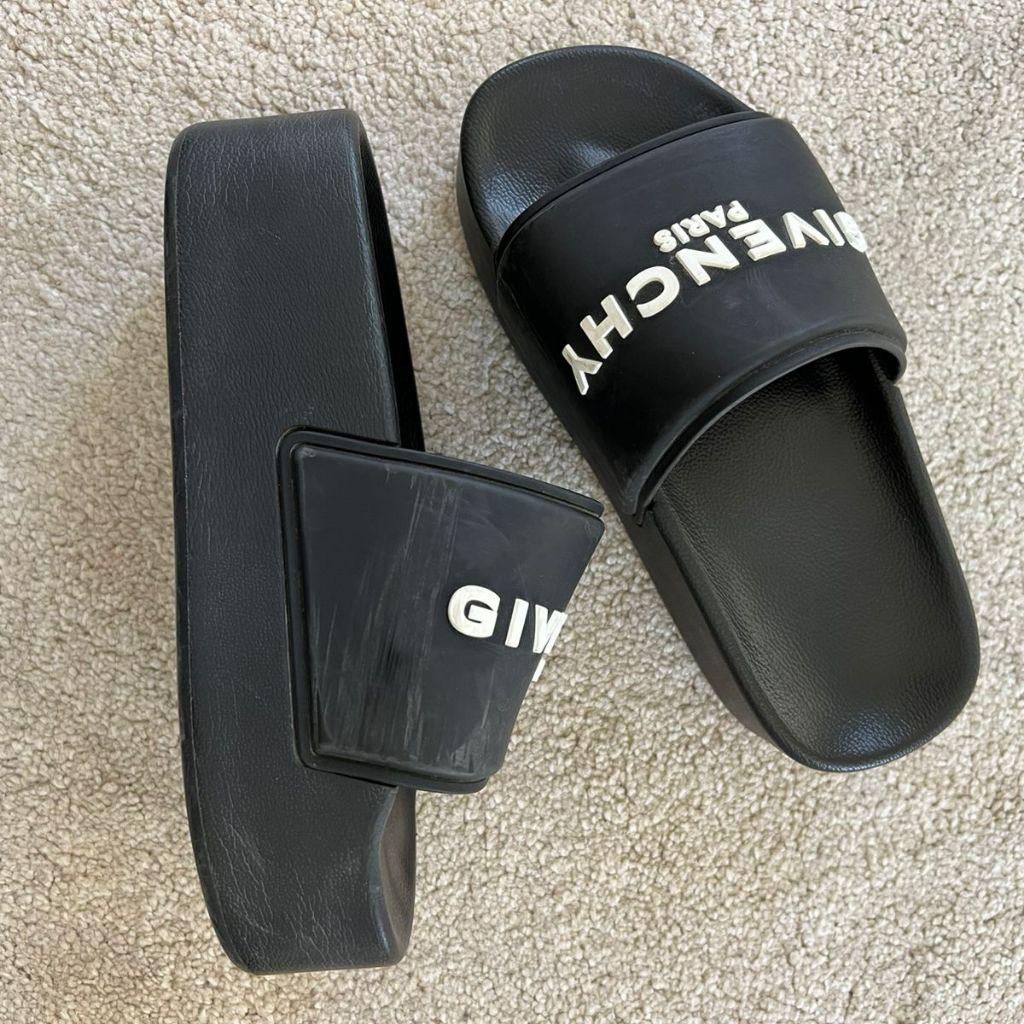 Givenchy Logo Slides