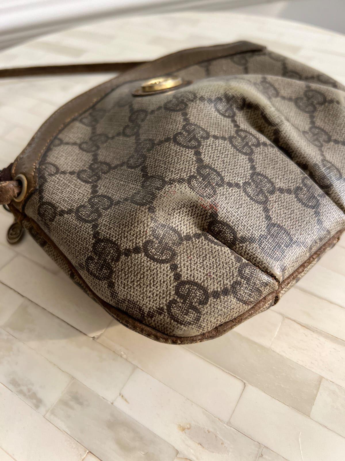 GUCCI GG Supreme Pouch PVC Leather Beige thumbnail 2