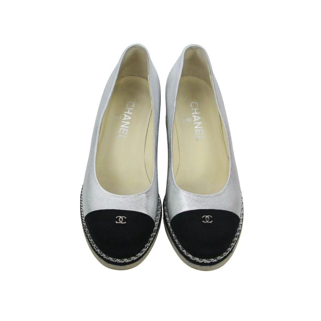 Chanel Pumps