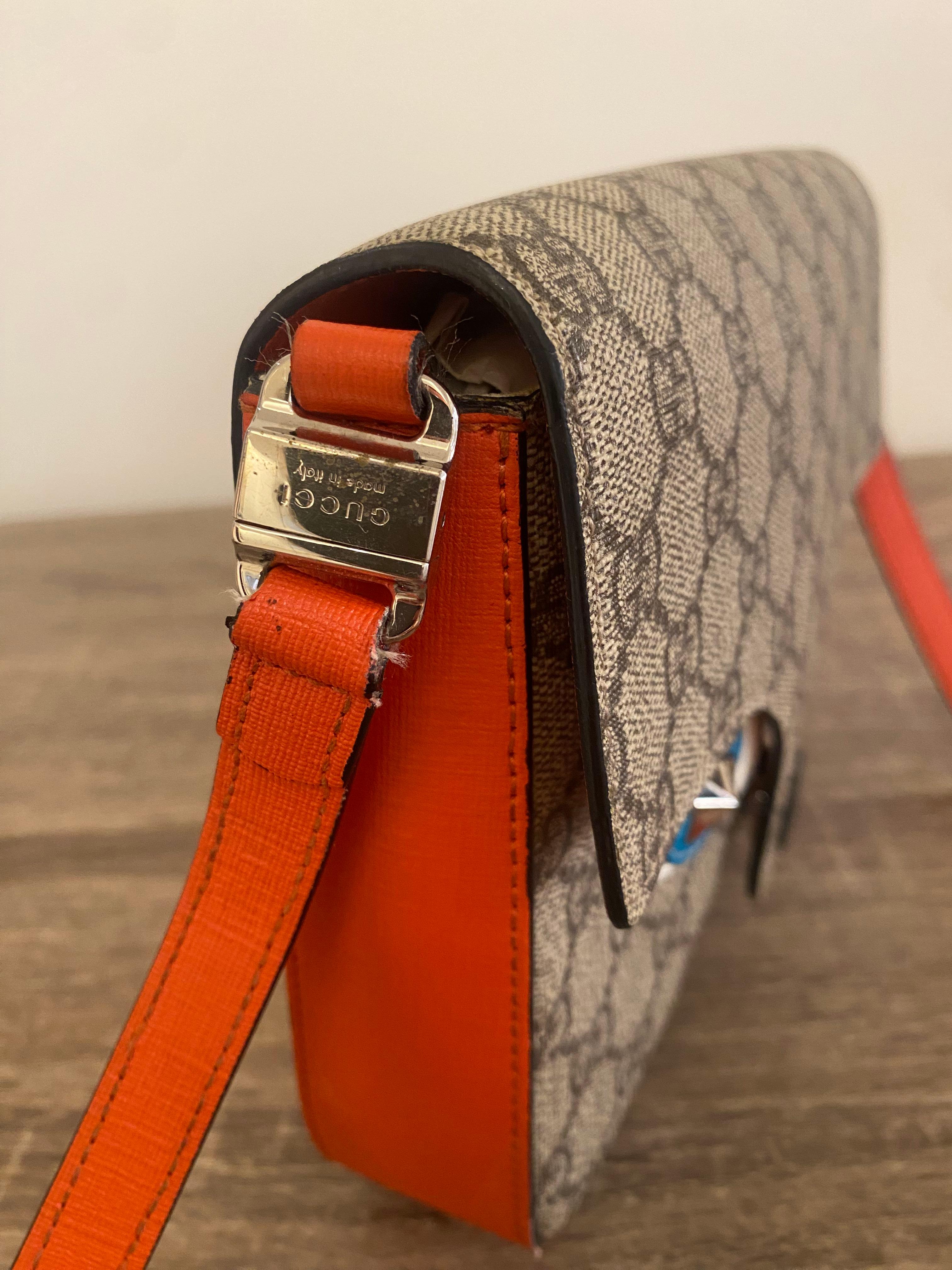 Gucci Girls GG Supreme Leather-Trim Cat Messenger Bag thumbnail 3