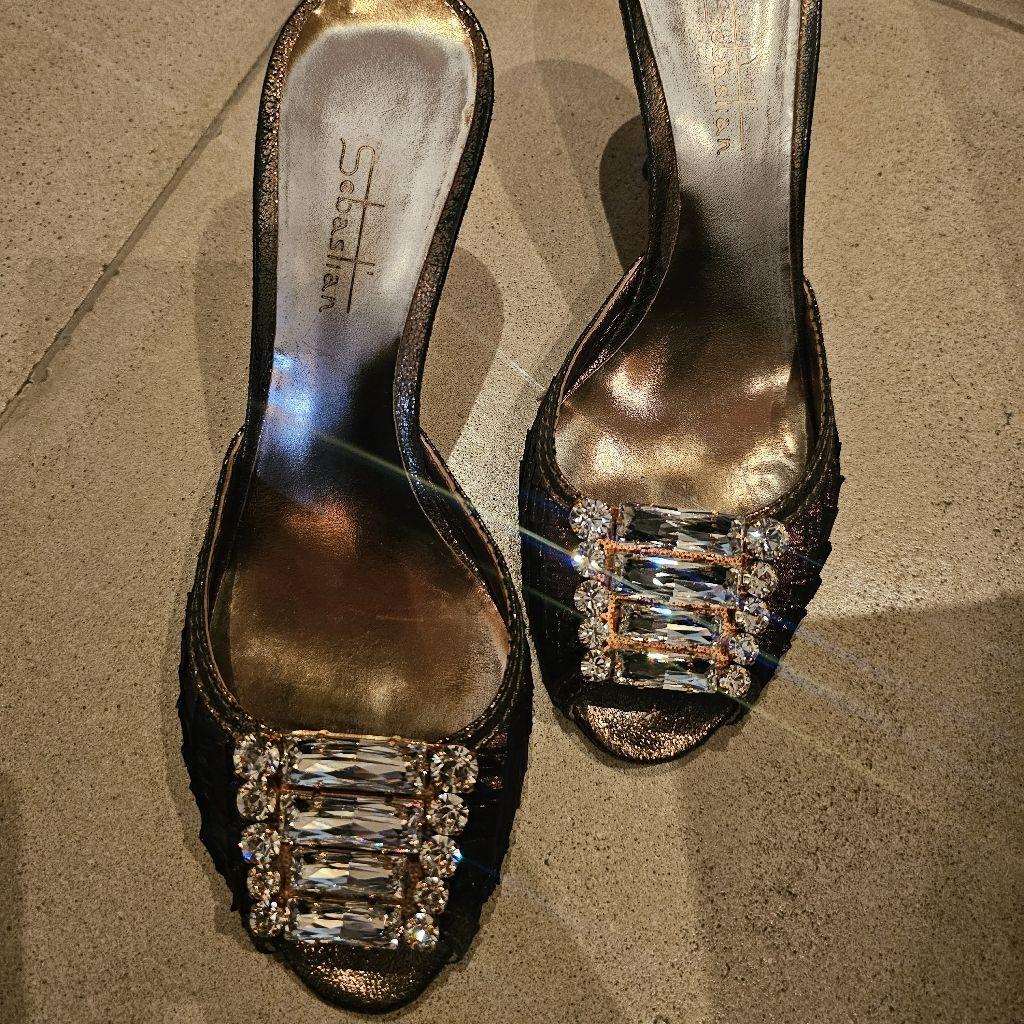 Size 37.5