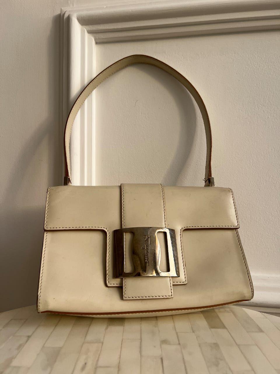 Salvatore Ferragamo Flap Buckle Shoulder Bag thumbnail 3