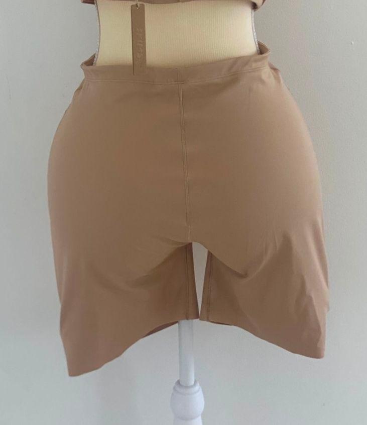 SKIMS Brown Shorts Hip & Butt Enhancing thumbnail 2
