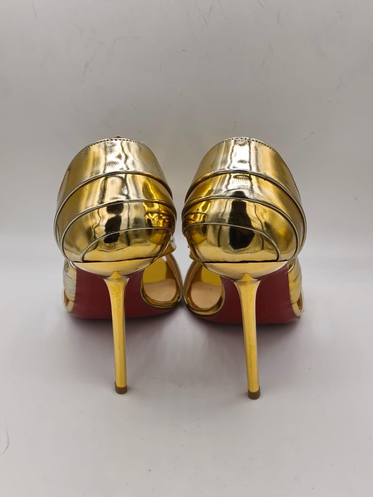 Christian Louboutin Metallic Gold Leather Norina Sandals Size 39 thumbnail 3