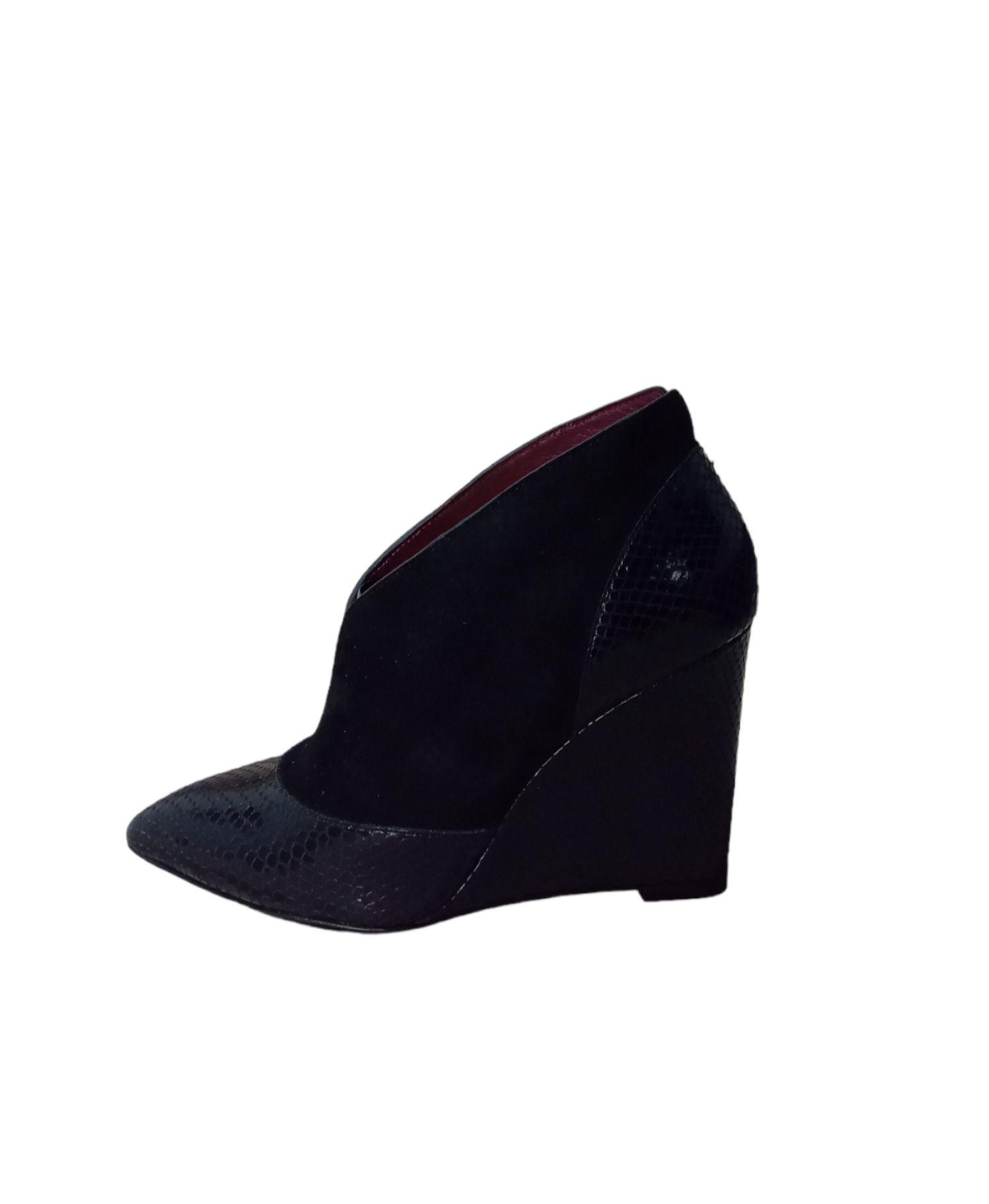 Shoes by Marc Jacobs thumbnail 3