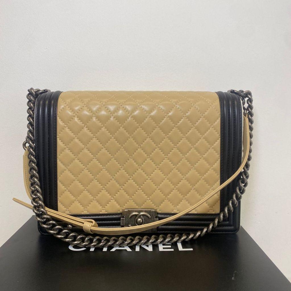 Chanel Beige/Black Quilted Leather Medium Boy Flap Bag thumbnail 1